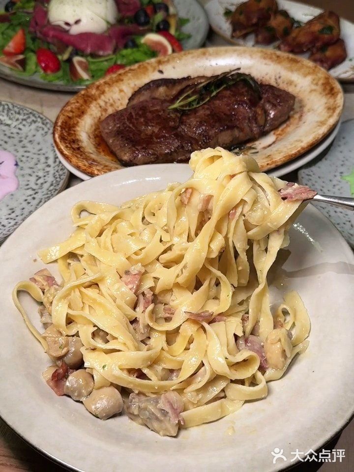 睡前发给你最好的饭搭子看!!!!