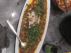 -有红鸡毛店·川菜(建设路店)