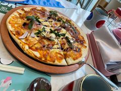 -水桶王国主题餐厅·聚会·生日派对·亲子活动·家庭套餐(亚龙湾希尔顿店)