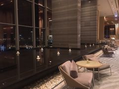 -阿瓦尼河滨曼谷酒店