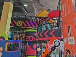 -欧酷世界动力星球(王府井奥莱UP TOWN店)