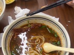 -小马牛肉面·牛骨熬制(南京博物院店)