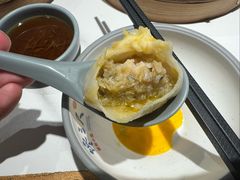 招牌蟹膏小笼包-馋三尺蟹粉小笼(人民广场店)