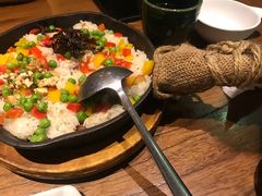 -云海肴·汽锅鸡·云南菜(天山百盛优客店)