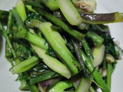 -三湘四水正宗湘菜(君峰路店)