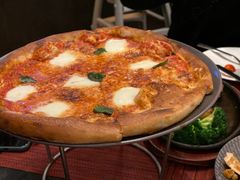 -WOLFGANG PUCK KITCHEN & BAR(迪士尼小镇店)