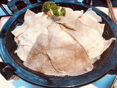 屠场直供鲜毛肚-小洞天本味火锅(九街直营店)