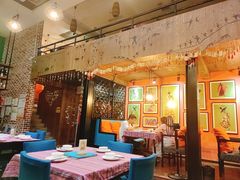 大堂-香巴拉云南餐厅(华莱坞店)