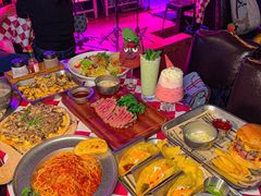 -鲨鱼美式餐厅酒吧Sharky