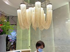 -香港百合居(LCM置汇旭辉广场店)