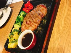 -必胜客(新中纬店)