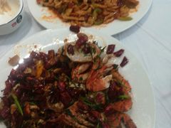 -宾朋海鲜特色美食餐厅·纯手工鲅鱼水饺(兴海路店)