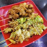 本来想去又一家吃烧烤，奈何排队是在人太多，于是在附近