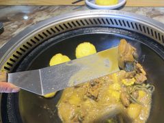 -锅老头海鲜铁锅炖