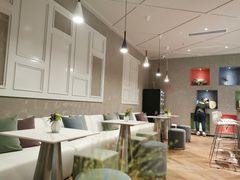 -潮一不贰·法式甜品·生日蛋糕·西式简餐(外滩店)