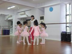 -雅米拉艺术中心(少儿舞蹈培训)