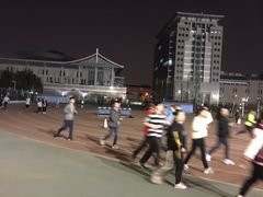 -北京大学五四田径场