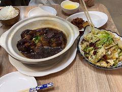 -老码头黑皮肘子锅包肉(赣水路店)