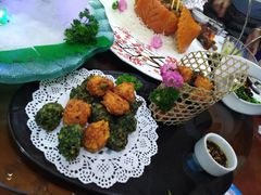 -地方名吃海鲜大馅蒸饺(北戴河店)