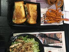 -The Habit Burger Grill 哈比特汉堡(爱琴海店)
