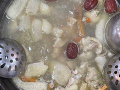 -濠轩阁特色生蚝火锅(水湾路店)