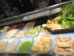 -成都你六姐·牛肉冒菜(城市集市合生汇店)