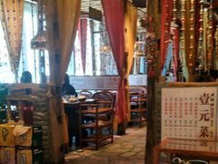 -老牌坊云南鱼豆花火锅(爱建店)