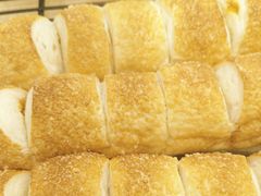 -焙丽拾光(麦凯乐直营店)