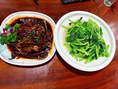-小小饭店·休闲农庄·安吉松树林里的农家菜