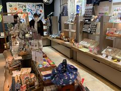 -Yuami屋