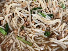 -正宗杨记普洱酸醋米线(总店)