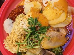 -老街称盘麻辣烫(东方新天地店)