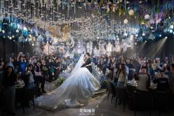 -花嫁丽舍婚礼殿堂(世博江景店)