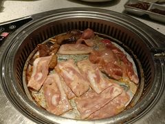 -佰烧海鲜烤肉火锅自助(世茂国际广场店)
