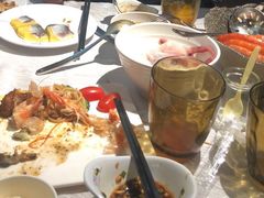 海鲜自助餐-领鲜活海鲜榴莲自助火锅(东门店)