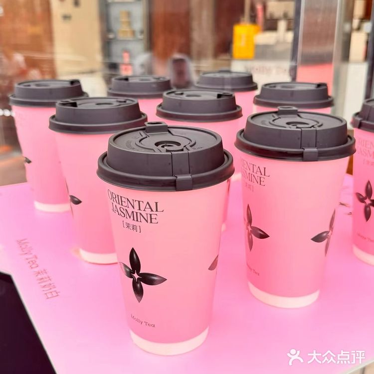粉嘟嘟的茉莉奶白谁抵抗得了