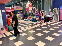 -MELAND CLUB亲子乐园·派对·餐厅(北京芳圆里ID MALL店)