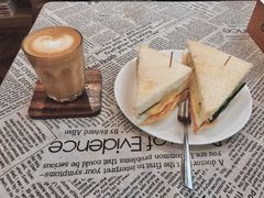 火腿鸡蛋三明治-隅cafe(傅厚岗店)