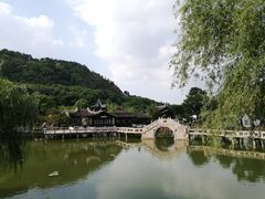 -灵岩山风景区