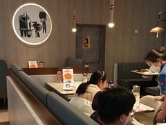 -必胜客(东大桥店)