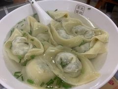 特色荠菜肉馄饨-潘国仙耳光馄饨(黄家阙路店)