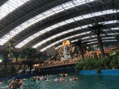 -沈阳龙润夏宫温泉水乐园