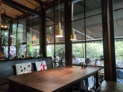 靠窗位-素描餐厅(灵隐天竺店)