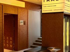 -溯光电竞酒店(西南财大地铁站店)