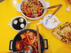 -嗨皮儿·现蒸面皮(抄纸巷店)