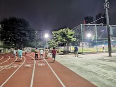 -燕子岗体育场