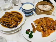 -香港百合居(LCM置汇旭辉广场店)
