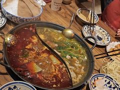 -旧街市鲜货老火锅(大光路店)