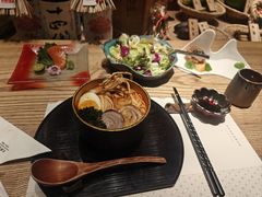 -本源食集 日式烧肉·炉端烧(东海缤纷店)