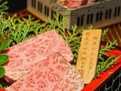 -山川小町·极番烧肉(新地假日广场店)